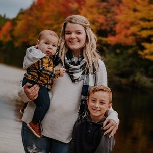 Meet your Posher, Lauren